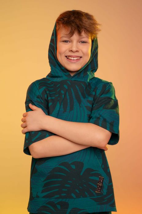 Short-sleeved sweatshirt turquoise with hood and print