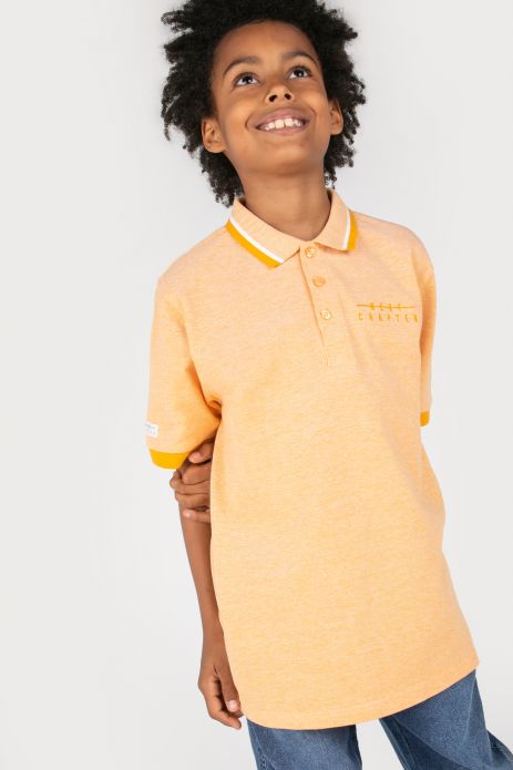 T-shirt with short sleeves orange with a polo collar