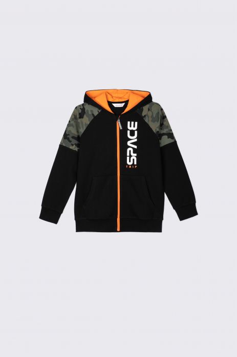 Zipped sweatshirt black with a hood and camo inserts 