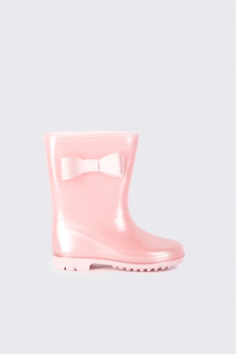 Rain boots with a bow with textured sole